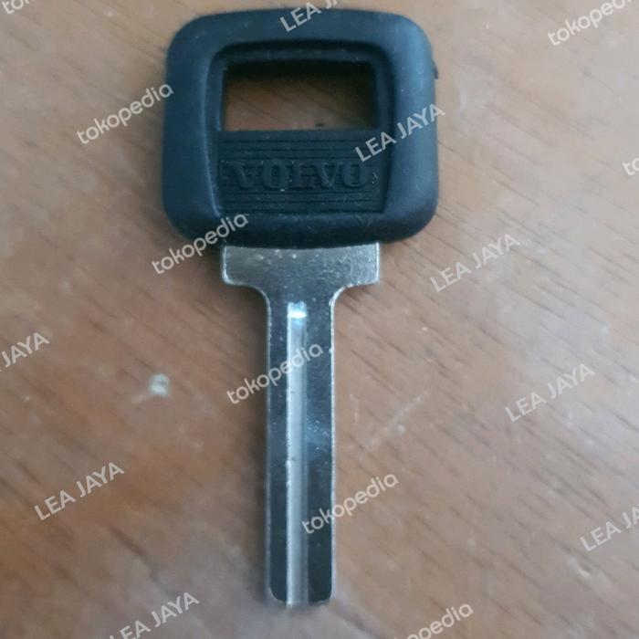 ANAK KUNCI VOLVO UKIR KARET