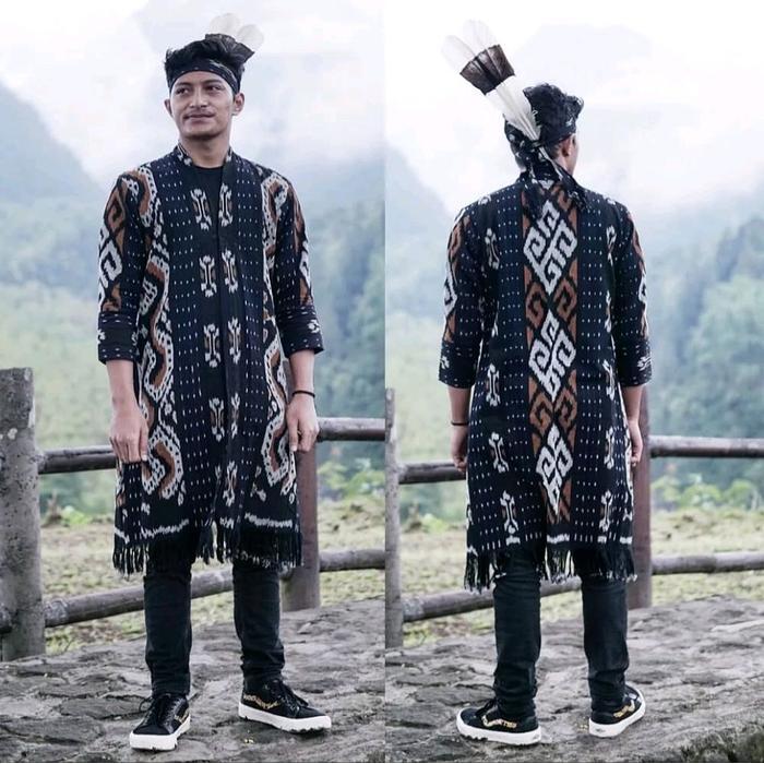 OUTER PRIA TENUN ETNIK TORAJA