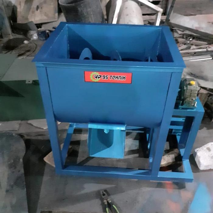 mixer pakan ternak kapasitas 50 kg
