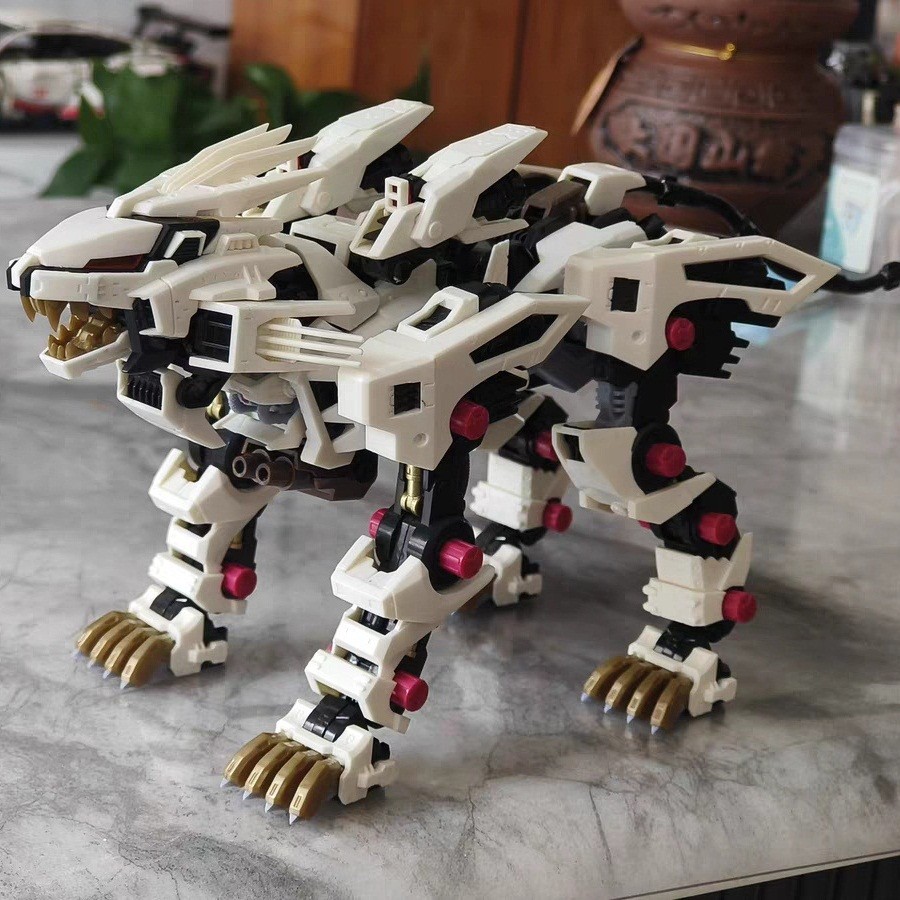 BT Building Blocks ZOIDS RZ-041 White Liger ZERO 1:72 Scale Full Action Plastic Kit Assemble