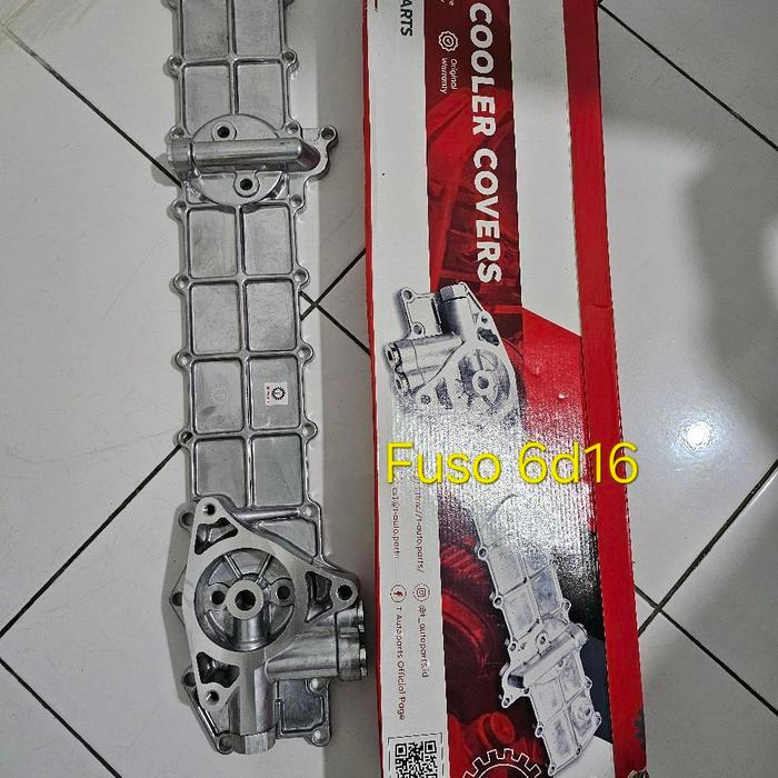 cover oil cooler Fuso 6d16 titan newt