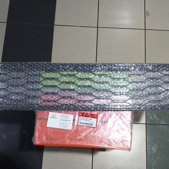 * Grill Jaring Bumper Depan Bagian Bawah Ram Honda Brio Facelift Genuine *