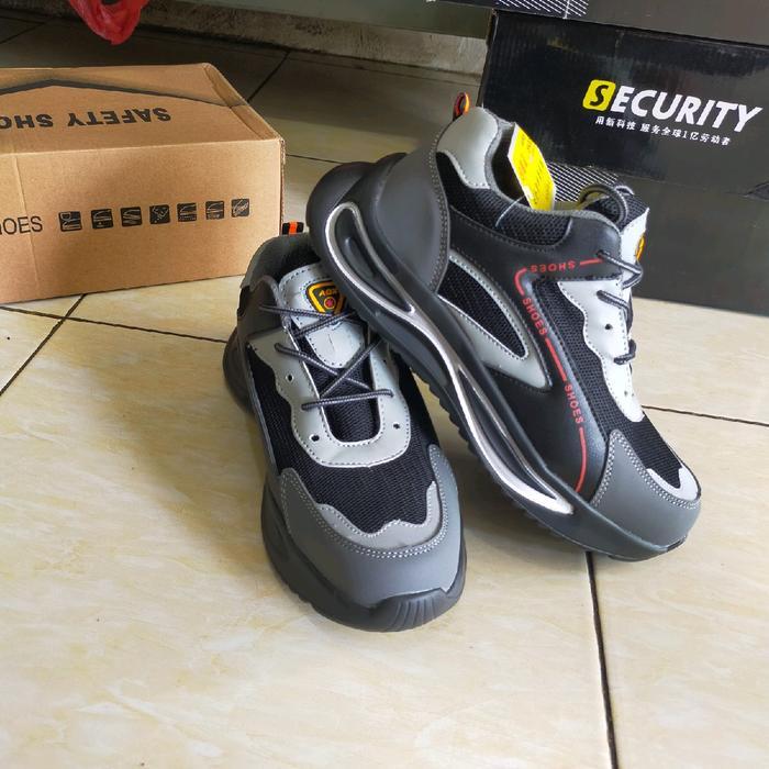 READY Sepatu Safety Sporty 114 Ujung Besi Enteng Shoes