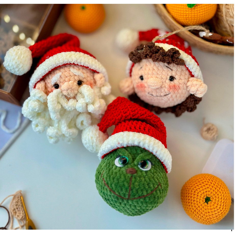 Christmas_tree_decorations_and_Mandarin_with_and_without { PDF File amigurumi pattern}