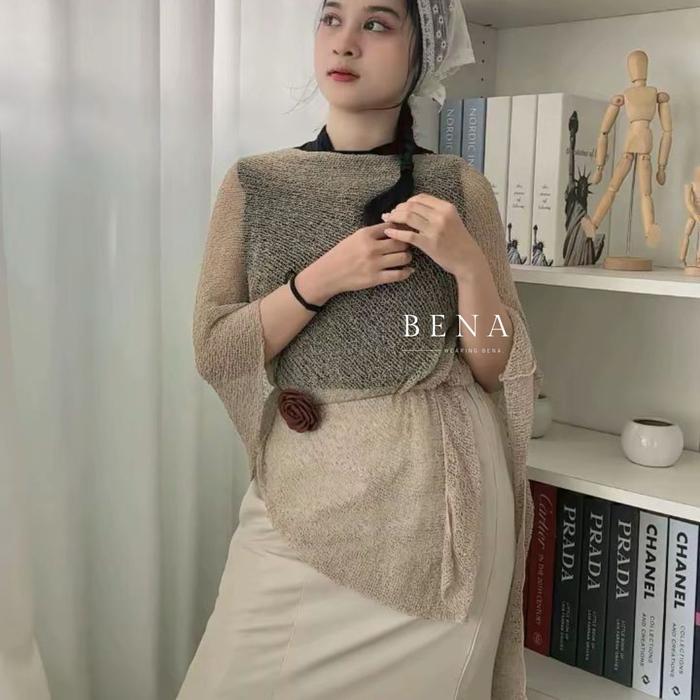TERBATAS WEARINGBENA Xena Outer Outer Poncho Rajut Bali