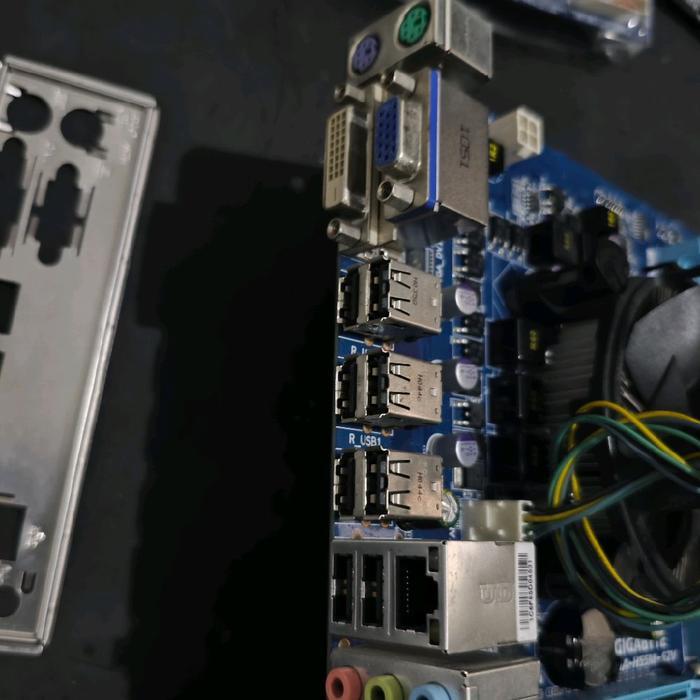 READY Paketan Motherboard H55-1156 Gabyte 8 Port Usb