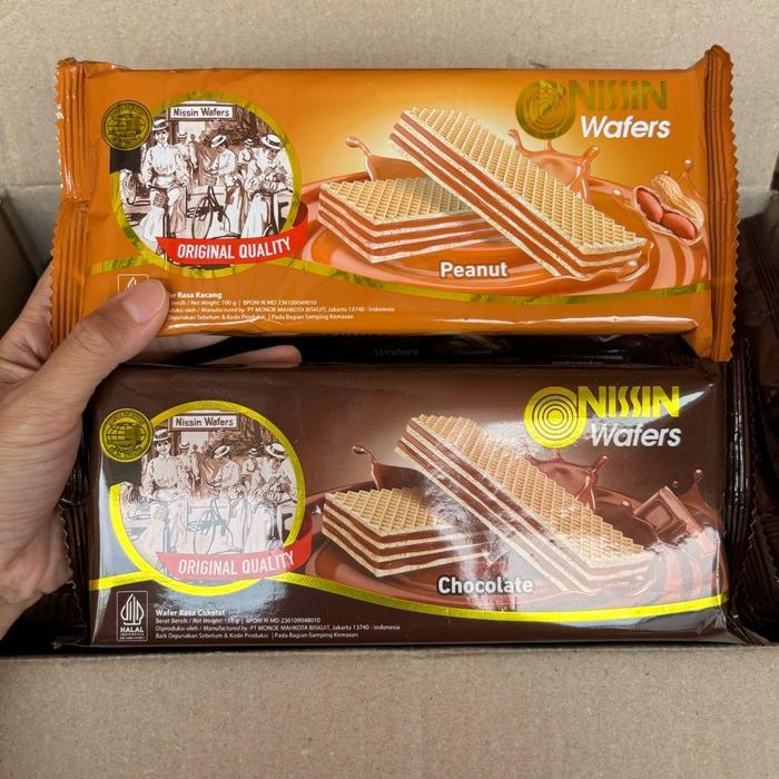 Agen distributor makanan ringan snack cemilan ultah anak biskuit wafer nissin panjang peanut kacang