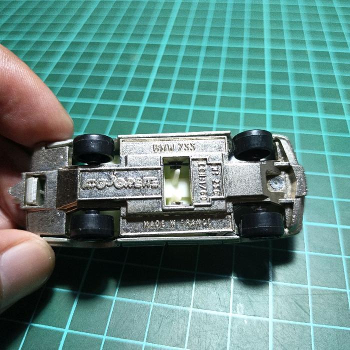 MAJORETTE BMW SERI 733 SILVER MADE IN FRANCE