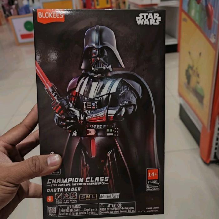 MAINAN BLOKEES CHAMPION CLASS DARTH VADER