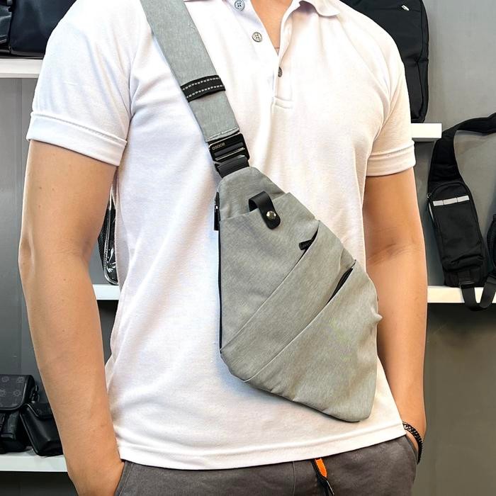 Top OSOCE tas selempang Pria dan wanita cocok untuk kuliah dan muat banyak kantong pria keren tas