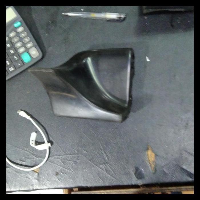 Karet Ujung Foot Step Injakan Samping Mobil Kijang Kapsul Model (GRADE A))