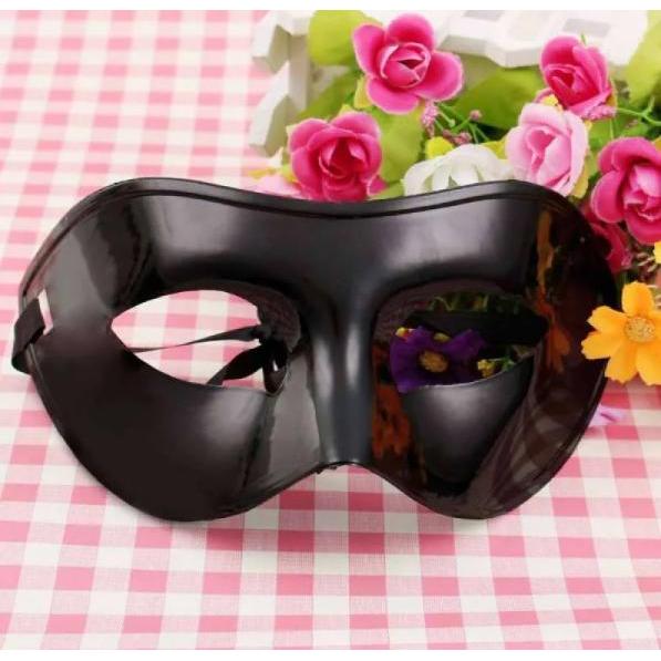 Easy - Topeng Hitam Pria Setengah Wajah Masqurade Zoro Mask Topeng Bandit