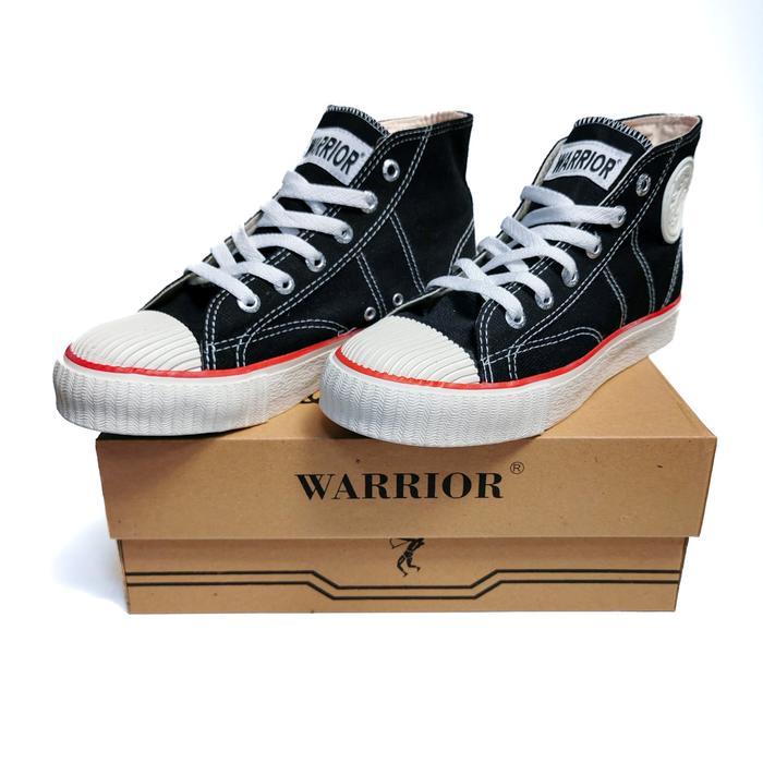 Sepatu Warrior Classic High Black White / Hitam Putih