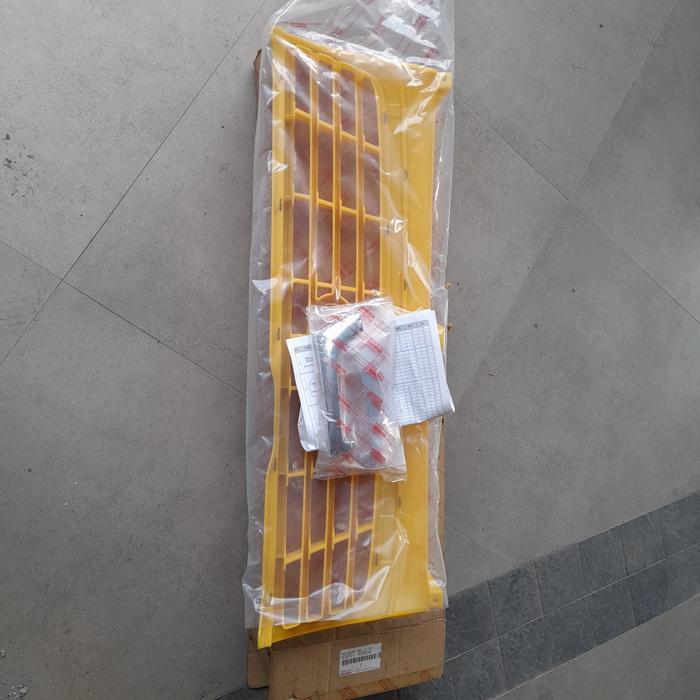 Grill Gril Original Toyota Kijang Kapsul 1997 1998 1999 Krista