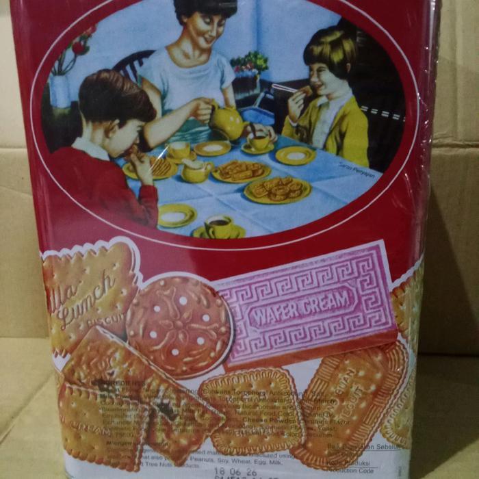 KHONGGUAN KALENG SEGI KUE KALENG EDISI LEBARAN