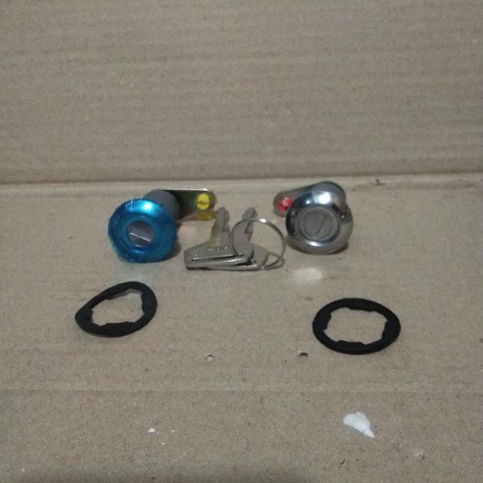 Baru Kunci Pintu Mitsubishi Ps 100/ Ps120 Set 2 Pc Ori Berquality