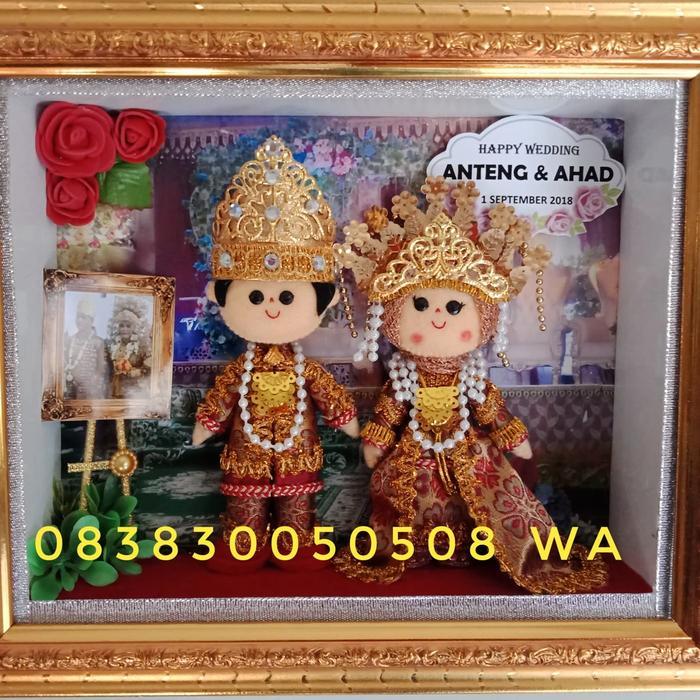 Kado pernikahan bingkai 3 dimensi adat Palembang