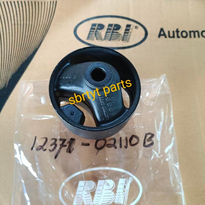 Bushing Engine Mounting Belakang Soluna Manual Rbi