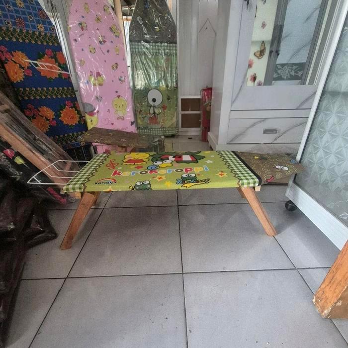 Meja Setrika Lipat Lesehan / Meja Gosok Lesehan Meja Setrika Portabel