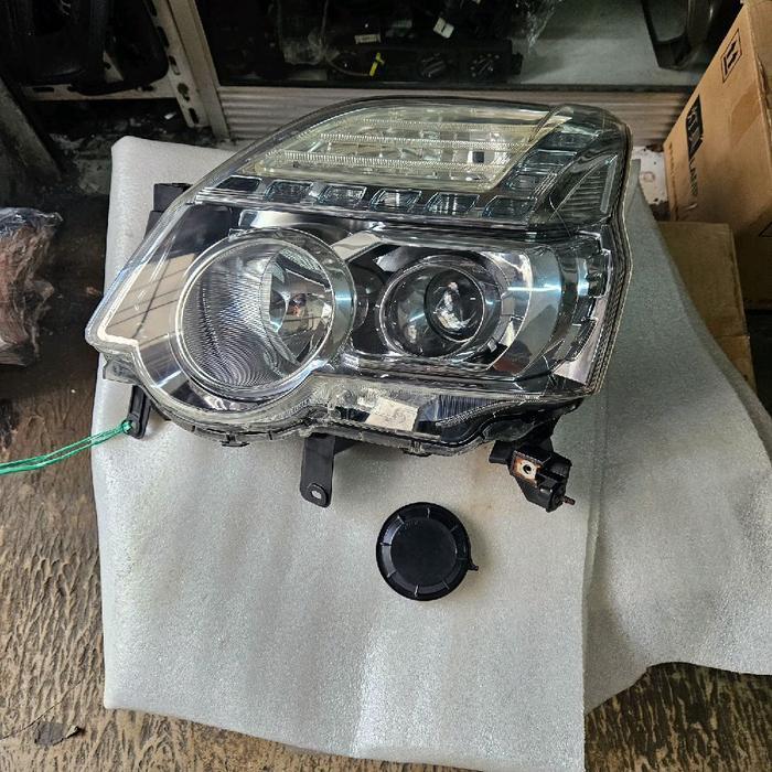 headlamp headlight lampu depan nissan xtrail t31 - kiri