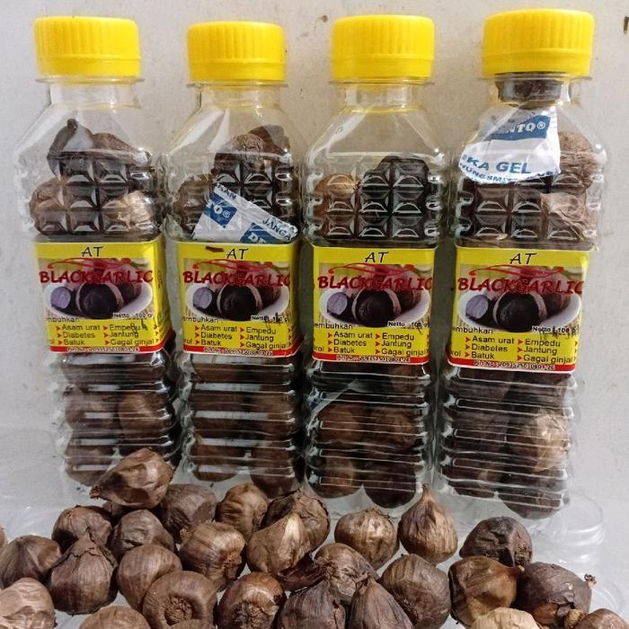 READY AT Black Garlic 100 Gram - Bawang Hitam 100 Gram dalam Kemasan yang Tersedia Kecombrang