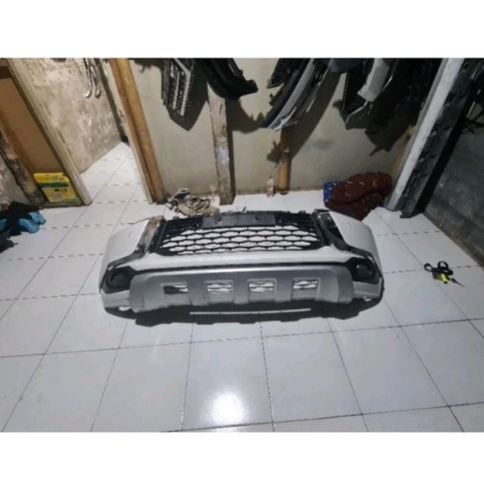 bemper depan Pajero tahun 2019