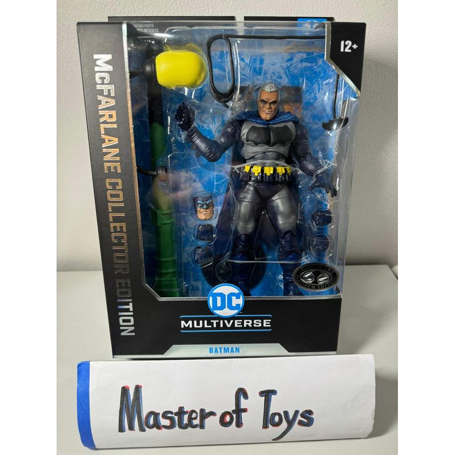 McFarlane Collector Edition DC Multiverse Batman (Battle Damage Blue) The Dark Knight Returns