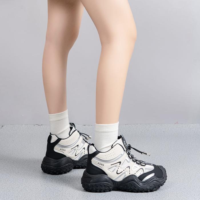 Eiger Outdoor - Marelow Camel Hi Black - Sepatu Wanita Boots Gunung Hiking Olahraga Outdoor