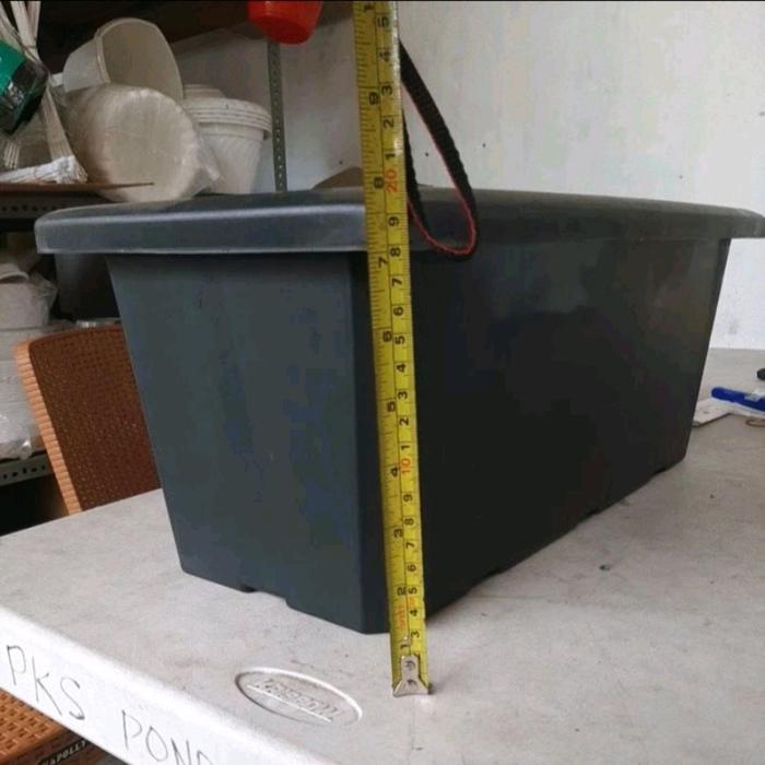 Shoptopiaa Pot Bunga Tanaman Panjang 50, Pot Panjang Polos Hitam Kotak Media