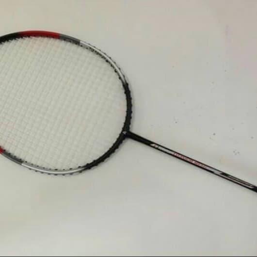94j8- Raket Badminton Ashaway Ti100