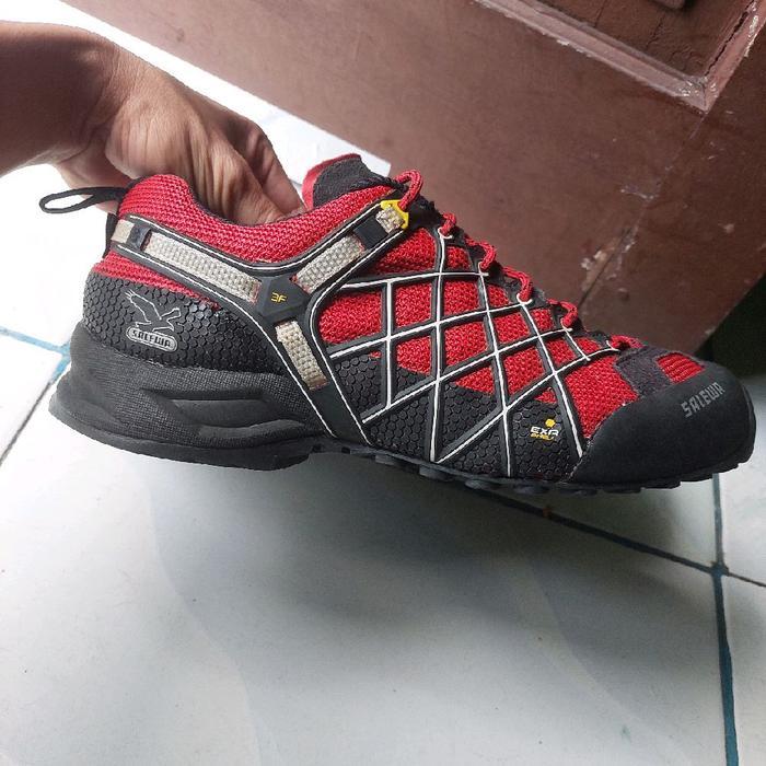 salewa ms wild fire gtx vibram sepatu hiking outdoor gunung waterproof