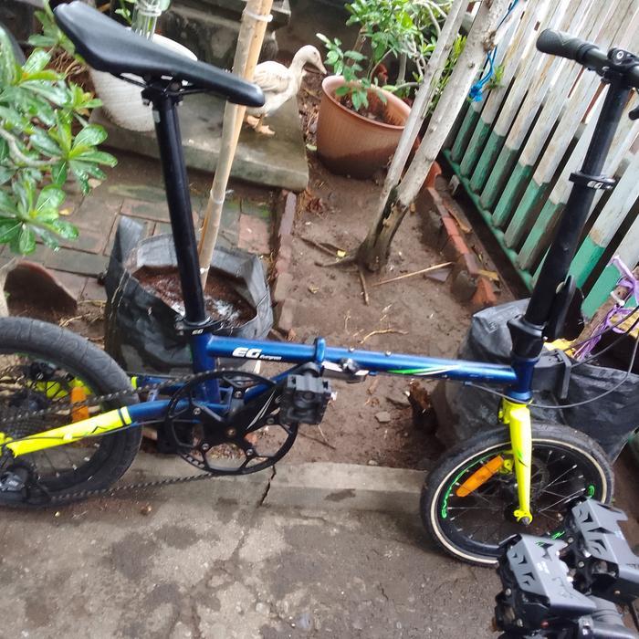 Sepeda lipat 16in Evergren Eg