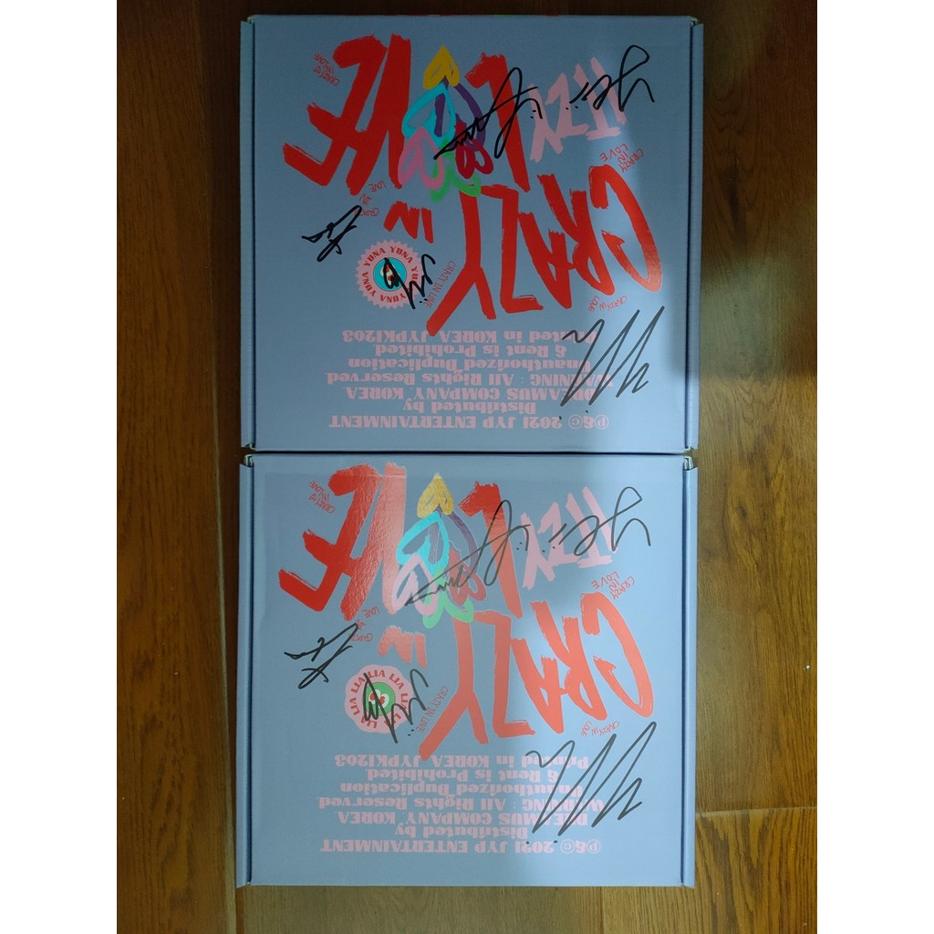 ITZY Autographed Signed Album IT’z ICY Guess Who Crazy In Love K-POP Collection 102021