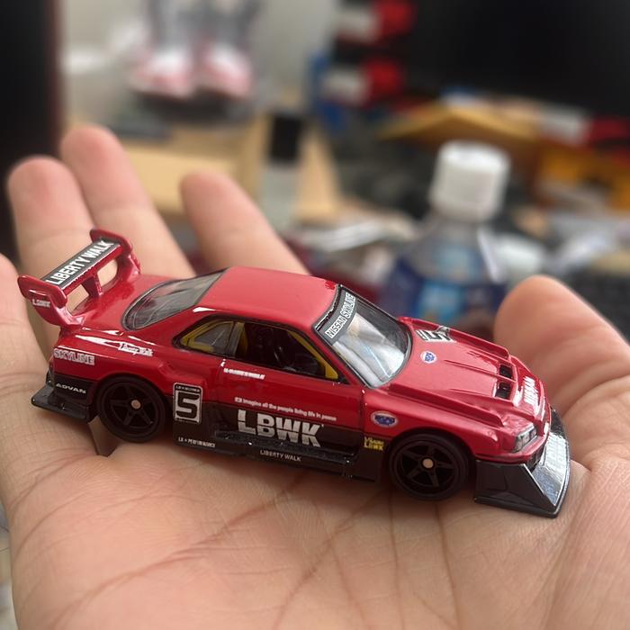hot wheels premium chase nissan r34 LBWK+bonus lbwk red