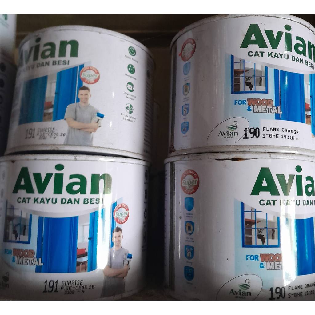 Cat Kayu dan Besi Avian 500 cc