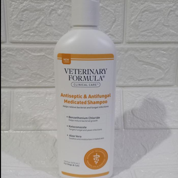 READY Veterinary Formula Shampo antiseptic antifungal medicated anti jamur