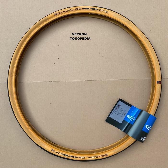 Schwalbe ONE 451 Tan Wall