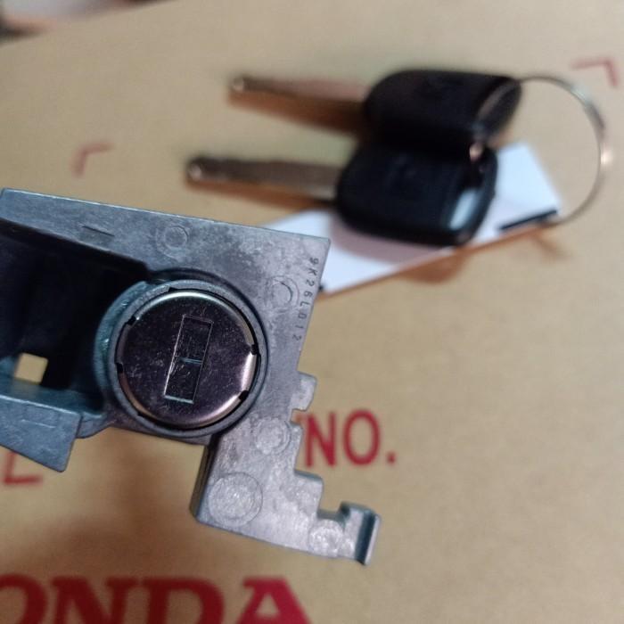 Kunci Pintu / Silinder Pintu Depan Brio Brv Mobilio Original