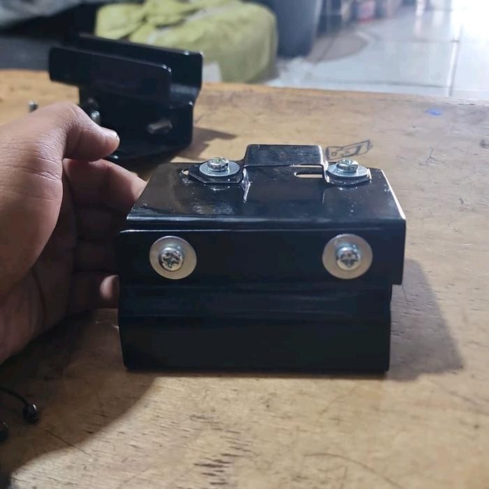 Breket Roofrack Bagasi Atas Mobil Rush Lama / Terios Lama