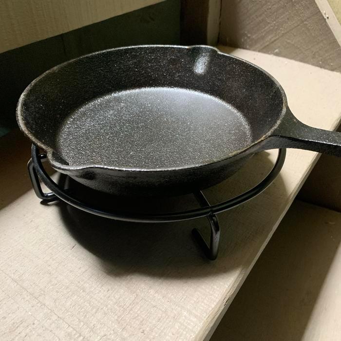 vowk- Tatakan Panci Besi Baja 20 Cm Untuk Panci Cast Iron Dan Universal