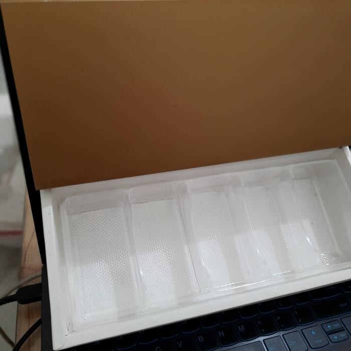 Dus Kue / Dus Sekat /Kemasan Mika / Mika Kue / Mika Bolu / Mika Puding