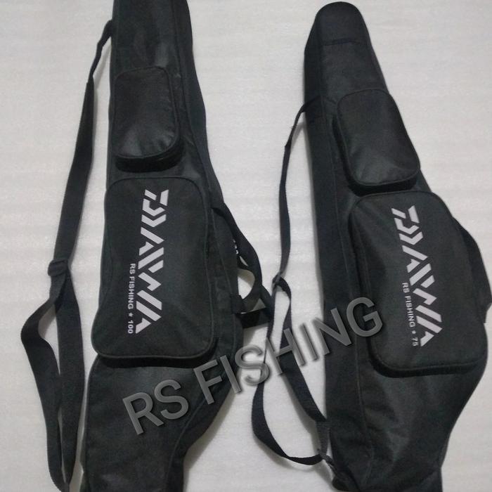 Tas Pancing Daiwa 2 Kantong Muat 2-3 Joran Rell Original