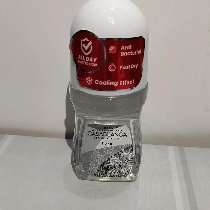i0cc- Paket 3 Pcs Deodorant Casablanca Roll On 50 Ml