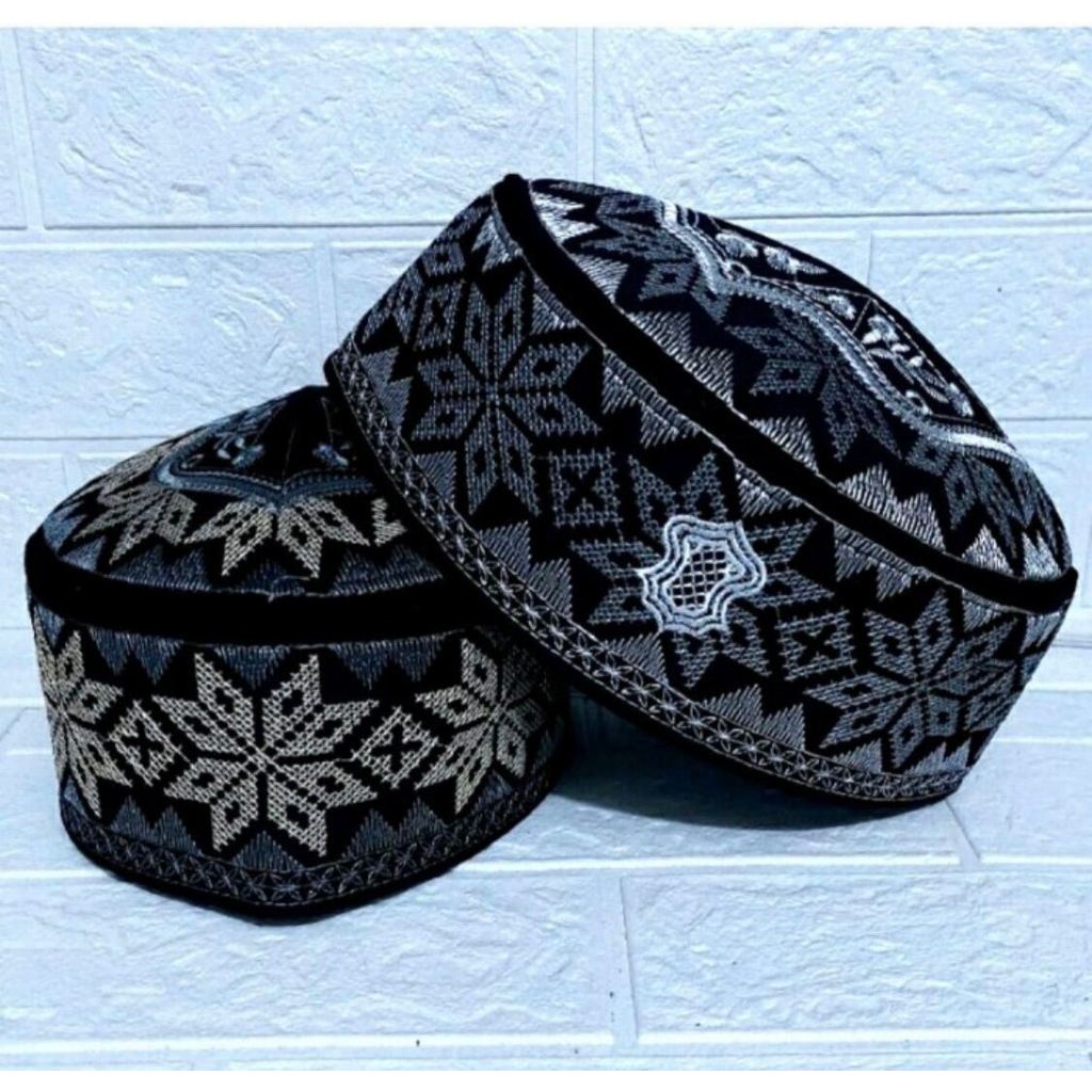 PECI MALAYSIA TROMPAH MOTIF DAUN SINGKONG KOPIAH MALAYSIA LOKAL /PECI PRIA DEWASA/PECI KOPIAH KEKINI