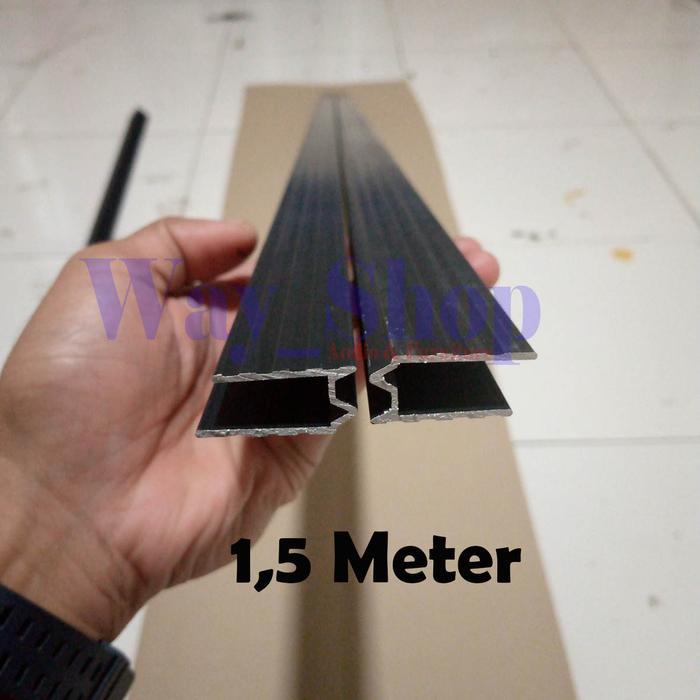 ( 2 Batang ) List Alumunium Hitam M 150Cm "Tebal" Lis Alumunium Siku List U Box Siku Alumunium U