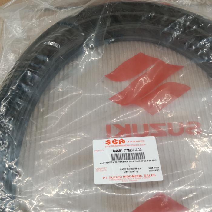 84681-77M00 Karet Pintu Bagasi Suzuki Ertiga Th 2012 Sd 2017