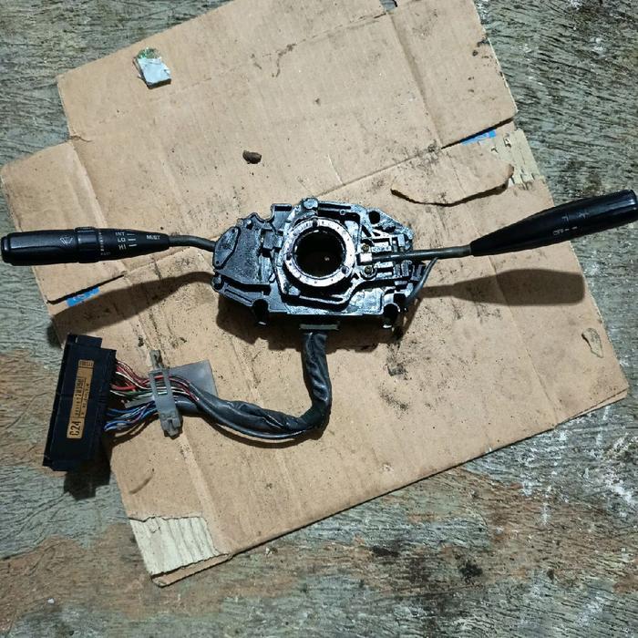 Saklar lampu kombinasi Toyota Corona absolute