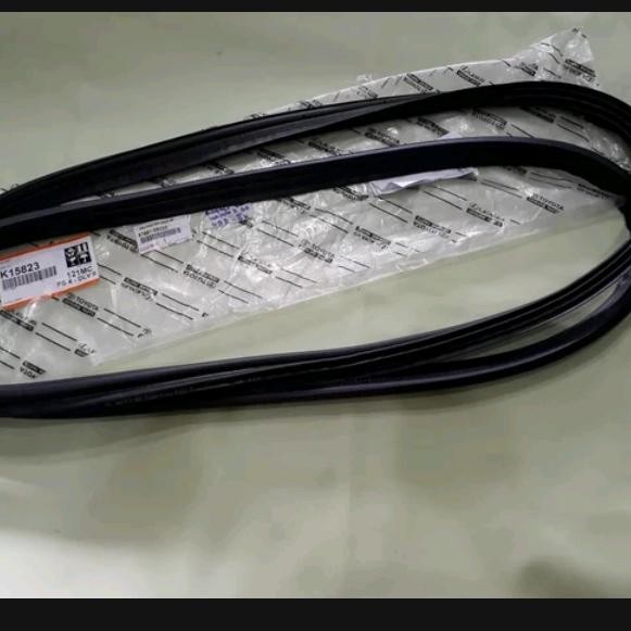 Karet Peredam Bagasi Innova Lama