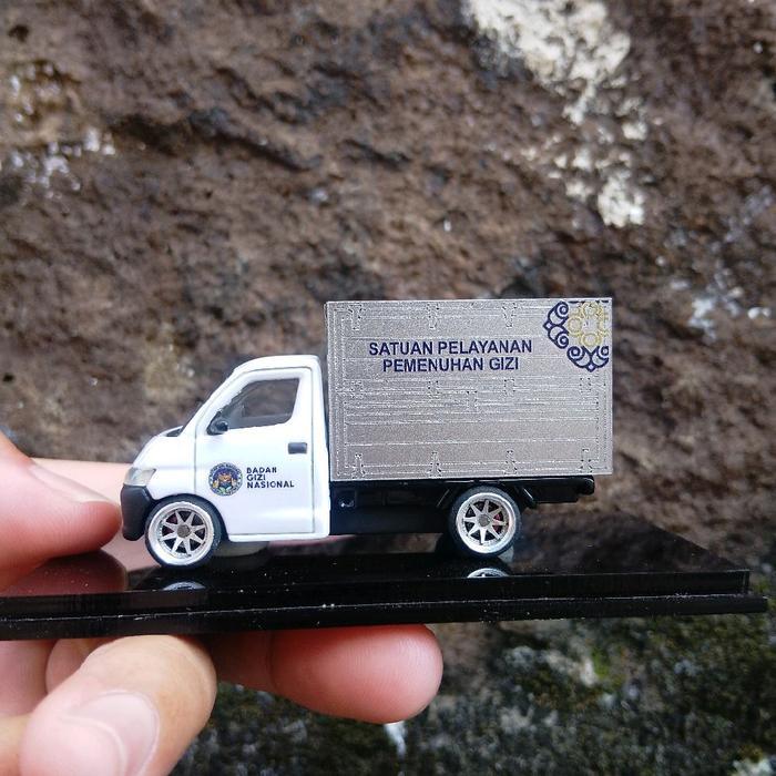 DIECAST MINIATUR DAIHATSU GRANMAX CUSTOM MOBIL MBG