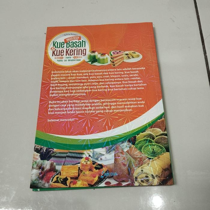Buku Aneka Resep Kue Basah & Kue Kering Resep Makanan Indonesia